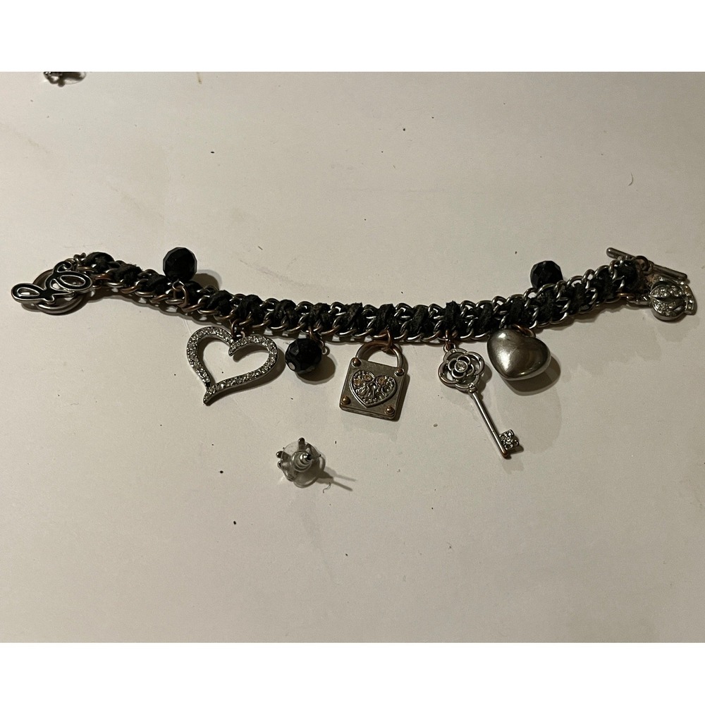 Guess Silver Tone Woven Cord Charm Bracelet Heart Key Lock Crown Toggle Clasp